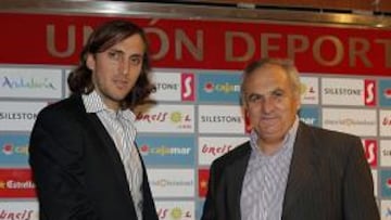 El Almería se saca un técnico de la chistera: Luis Zubeldía