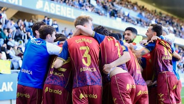 El Deportivo es líder como visitante de Segunda.