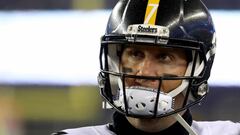 FOXBORO, MA - JANUARY 22: Ben Roethlisberger #7 of the Pittsburgh Steelers reacts during the second half against the New England Patriots in the AFC Championship Game at Gillette Stadium on January 22, 2017 in Foxboro, Massachusetts.   Al Bello/Getty Images/AFP
 == FOR NEWSPAPERS, INTERNET, TELCOS &amp; TELEVISION USE ONLY ==