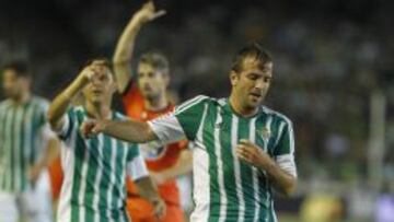 Rafa Van der Vaart durante el Betis-Deportivo.