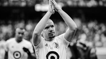 Osvaldo Alonso scores the first goal in Allianz Field history