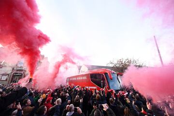 Liverpool's bus arrives at Anfield