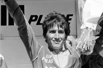 Luis Alberto Herrera nació el 4 de mayo de 1961 en Fusagasugá, Cundinamarca. Su carrera inició en la Vuelta de la Juventud de Colombia de 1980, en la que ocupó el quinto puesto. Su primer equipo de ciclismo fue el Freskola en la rama aficionada.