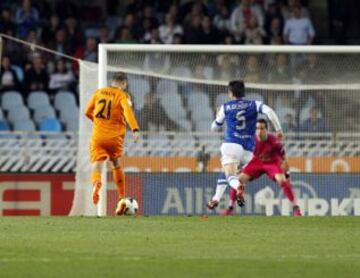 0-4. Morata anota el cuarto gol.