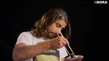 El Sagan m¨¢s 'cocinillas' te ense?a a preparar sushi