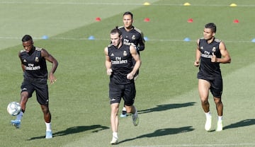 El Madrid entrena pensando en el debut liguero en el Bernabéu