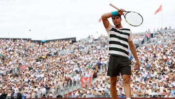 Alcaraz - Bautista, en directo: semifinales del ATP 500 de Queen’s hoy en vivo online