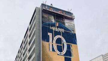 Aparece un mural de Mbappé bajo amenazas de muerte