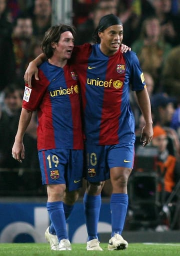 Ronaldinho and some young upstart.