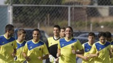 <b>MOTIVADOS. </b>La plantilla se ejercitó, a pesar de la huelga, en la Ciutat Esportiva de Vila-real.