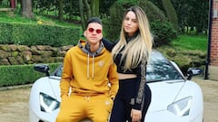 El guardameta del Manchester City es uno de los que habitualmente suele estar apoyado desde la grada por su pareja. Ederson lleva más de cuatro años casado con Lais Moraes, un amor de su infancia y con quien es padre de tres hijos.