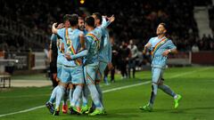 Los jugadores del Rayo celebran un gol al Girona.