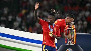 Spain's midfielder #17 Nico Williams celebrates with his silver medal after winning the UEFA Euro 2024 final football match between Spain and England at the Olympiastadion in Berlin on July 14, 2024. (Photo by JAVIER SORIANO / AFP)