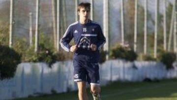 Aurtenetxe, jugador del Celta de Vigo, durante el entrenamiento.