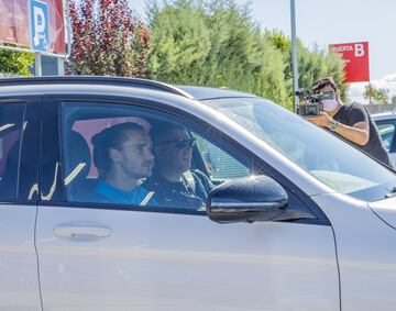 Llegada de Griezmann a las instalaciones deportivas donde se entrena el Atlético de Madrid. 
