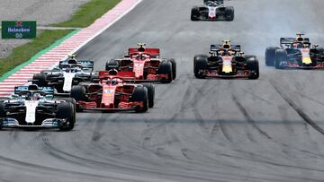 Los Mercedes, Ferrari y Red Bull en Barcelona.