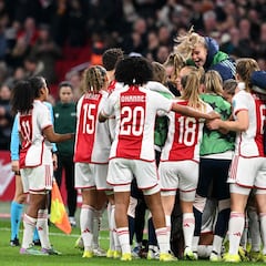 El PSG y el histórico Ajax salen vivos del grupo de la muerte