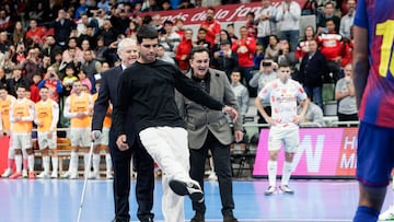 27/12/25 FUTBOL SALA
PARTIDO LIGA NACIONAL JORNADA 15
ELPOZO MURCIA - BARCELONA
SAQUE HONOR CARLOS ALCARAZ TENIS