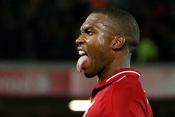 Daniel Sturridge celebrando el 1-0 ante el Chelsea en la Carabao Cup. 