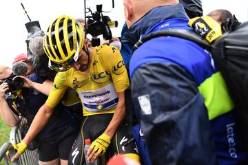 Julian Alaphilippe pudo mantener una etapa el maillot amarillo de líder del Tour.