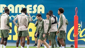 30/09/25 VILLARREAL ENTRENAMIENTO
MARCELINO