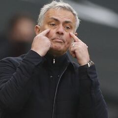 Mourinho elogia a Davinson: "Dominante, fresco..."