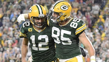 The Green Bay Packers thumped the Detroit Lions with brilliant performances from QB Aaron Rodgers and RB Aaron Jones. Both Aarons accounted for four TDs.