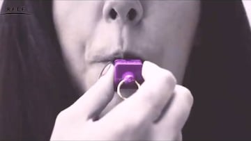 Los árbitros pitarán con un silbato rosa por Día de la Mujer