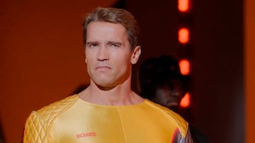 Arnold Schwarzenegger Glen Powell Perseguido