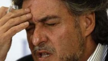 <b>CON OFERTAS.</b> El ex seleccionador nacional de baloncesto Pepu Hernández ha afirmado hoy que en estos momentos está estudiando una oferta para entrenar a la selección de un país europeo.