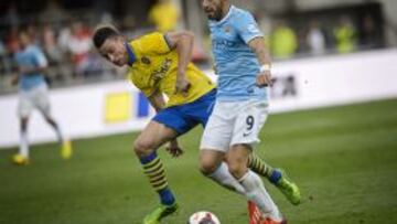 El Arsenal golea y Negredo marca para el Manchester City