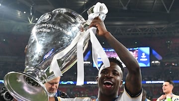 Cumpleaños 24 de Vini, quien celebra todo a nivel de clubes, pero tiene una deuda con Brasil.