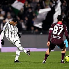 Cuadrado juega 30 minutos en goleada de Juve a Salernitana