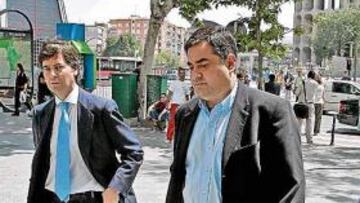 <b>IMPUTADO. </b>Manolo Saiz a la salida del juzgado 31 de Madrid.