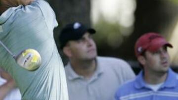 <b>INTRATABLE.</b> El estadounidense Tiger Woods no encuentra rival en el torneo que se celebra en Los Angeles.