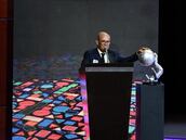 “Jugué hasta los 36 años, salí cinco veces campeón en Chile y también en México... Este trofeo lo voy a cuidar como oro”