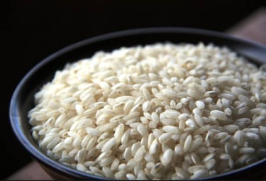 Los 9 alimentos que nunca debes calentar en el microondas