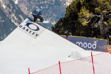 La prueba de snowboard abrió la competición el fin de semana del 28 al 30 de marzo con los mejores riders internacionales.