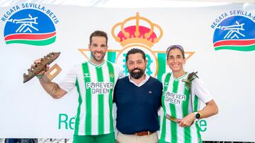 El Betis, rey en el derbi del agua