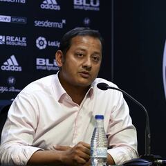 El Valencia se defiende de las acusaciones de Garay