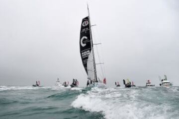 El navegante español Didac Costa terminó 14ª en su primera participación en la Vendee Globe. Llegando a  Les Sables-d'Olonne,costa occidental de Francia.