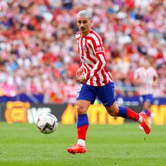 Antoine Griezmann joins Atlético Madrid until 2026