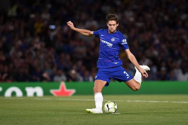 Luis Enrique's debut list: Madrid 6 - Barça 2