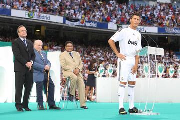 Cristiano Ronaldo en su presentación con el Real Madrid