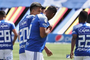 A su llegada Fredy Guarín expresó su amor por el equipo y se mostró orgulloso por cumplir un sueño desde niño. "¿Saben que es o más indo de los sueños?... que nunca se acaban, que siempre hay más, por eso vengo a seguir cumpliéndolos y esta vez será vistiendo la camiseta de mis amores", afirmó en un emotivo video. 