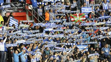 18/04/15  PARTIDO DE SEGUNDA DIVISION
 REAL SPORTING DE GIJON  DEPORTIVO ALAVES
 AFICIONADOS SEGUIDORES