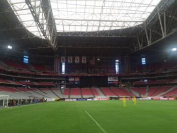 El estadio de la Universidad de Phoenix, el escenario para terminar con decoro