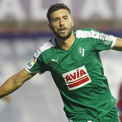 Bastón, carta de adiós al Eibar y su futuro atlético, en el aire