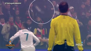 El portugués del Real Madrid, Cristiano Ronaldo, estuvo a punto de recibir un botellazo.