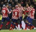 ¿Por qué Real y Betis cobran la mitad que Atlético y Sevilla?